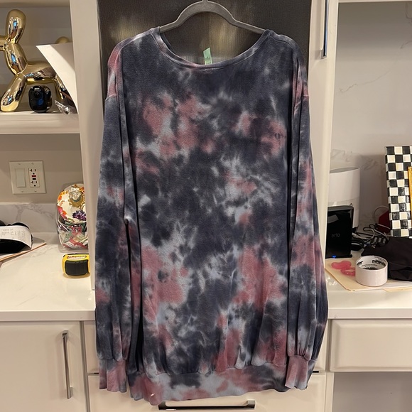 Honeydew Intimates tie dye long sleeve shirt - Picture 8 of 14